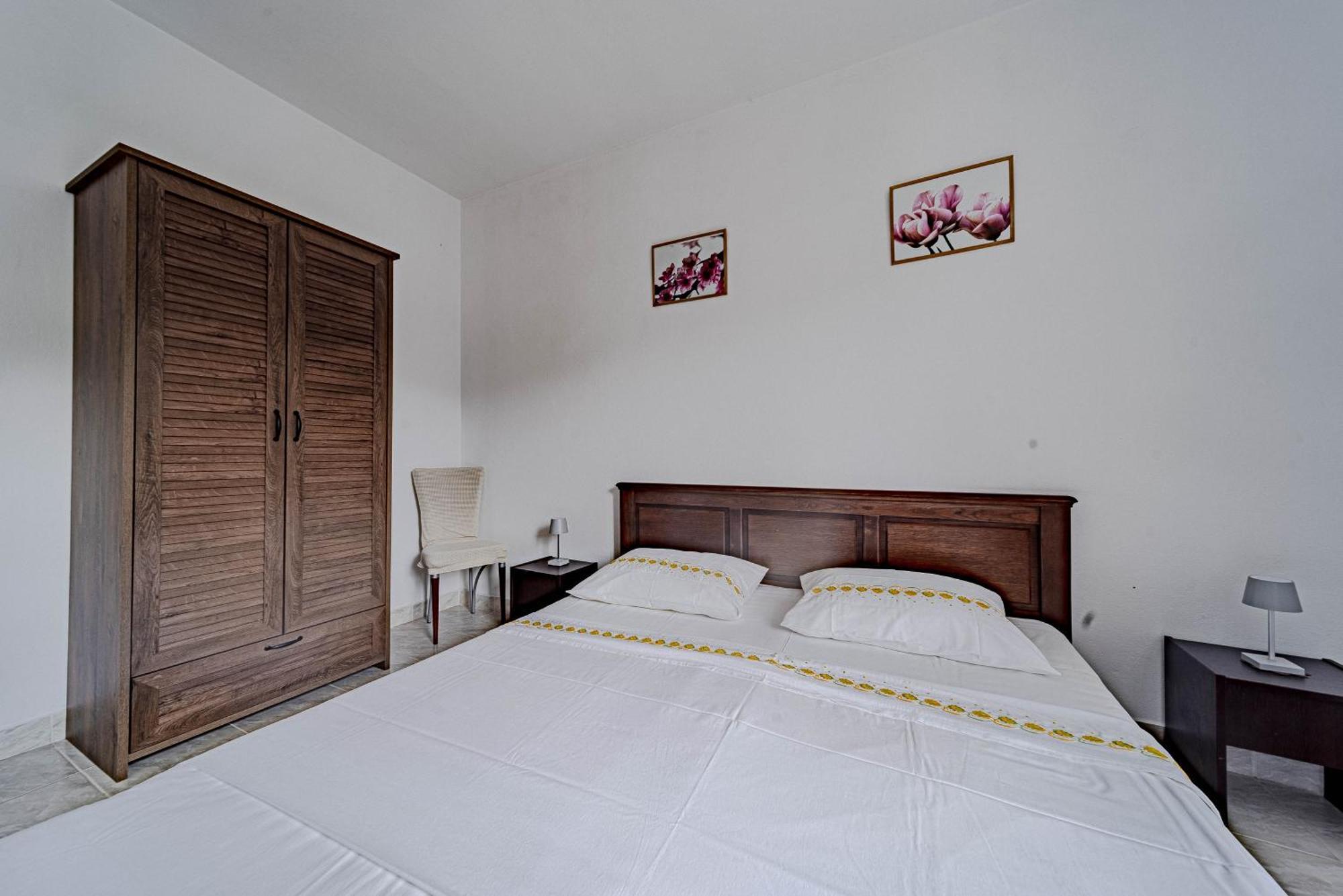 Seaside House For Families With Children Cove Rasohatica, Korcula - 4386 룸바르다 객실 사진